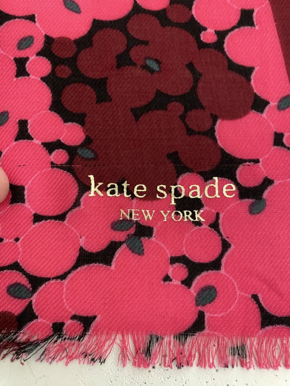 Kate Spade New York Bubble Dot Oblong Scarf | Pink|Red|Black